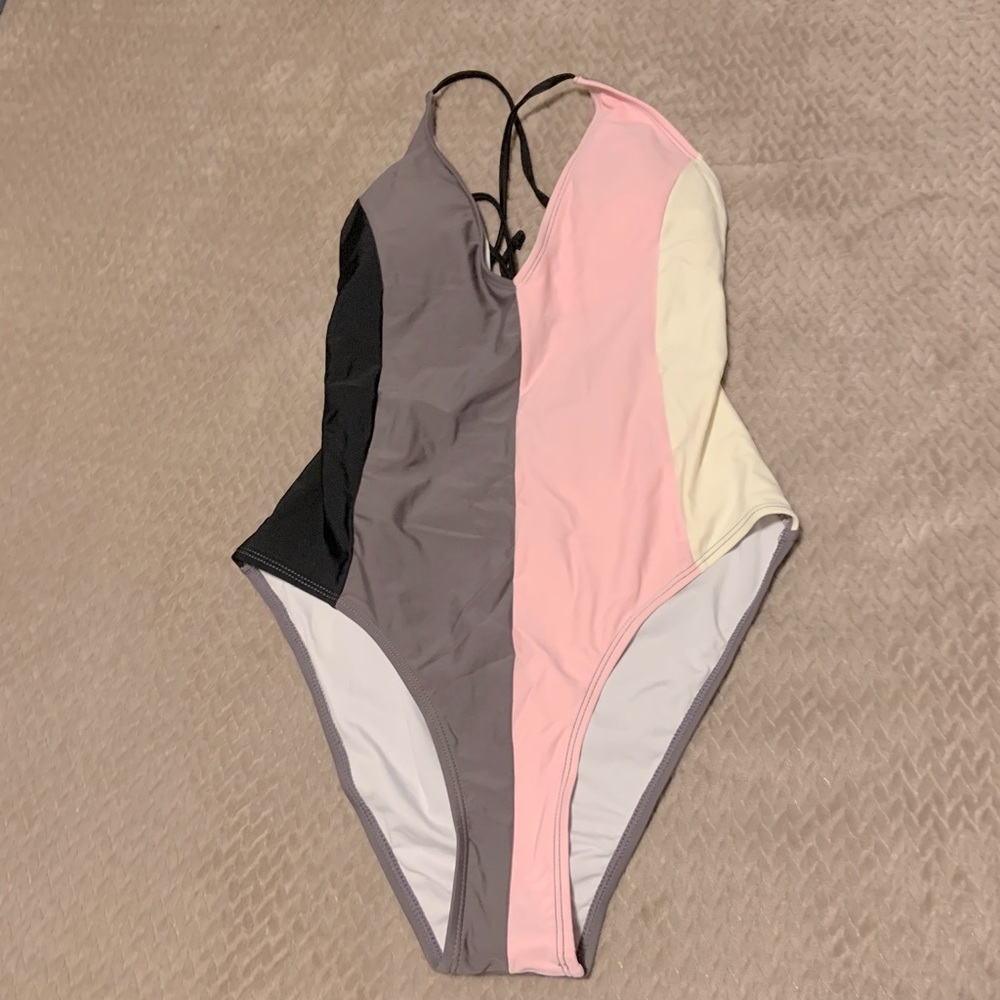 Multi Color One Piece 🍦